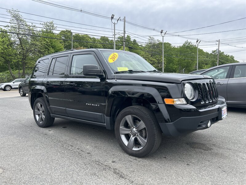 Used 2015 Jeep Patriot High Altitude AWD/4WD image 3