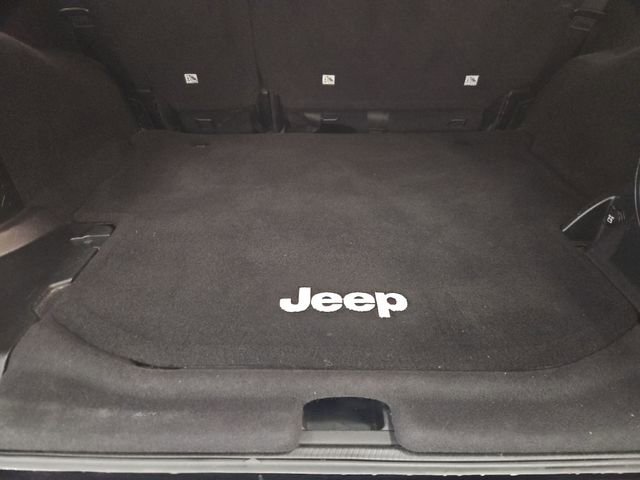 Used 2012 Jeep Wrangler Unlimited Sahara w/ Dual Top Group image 38