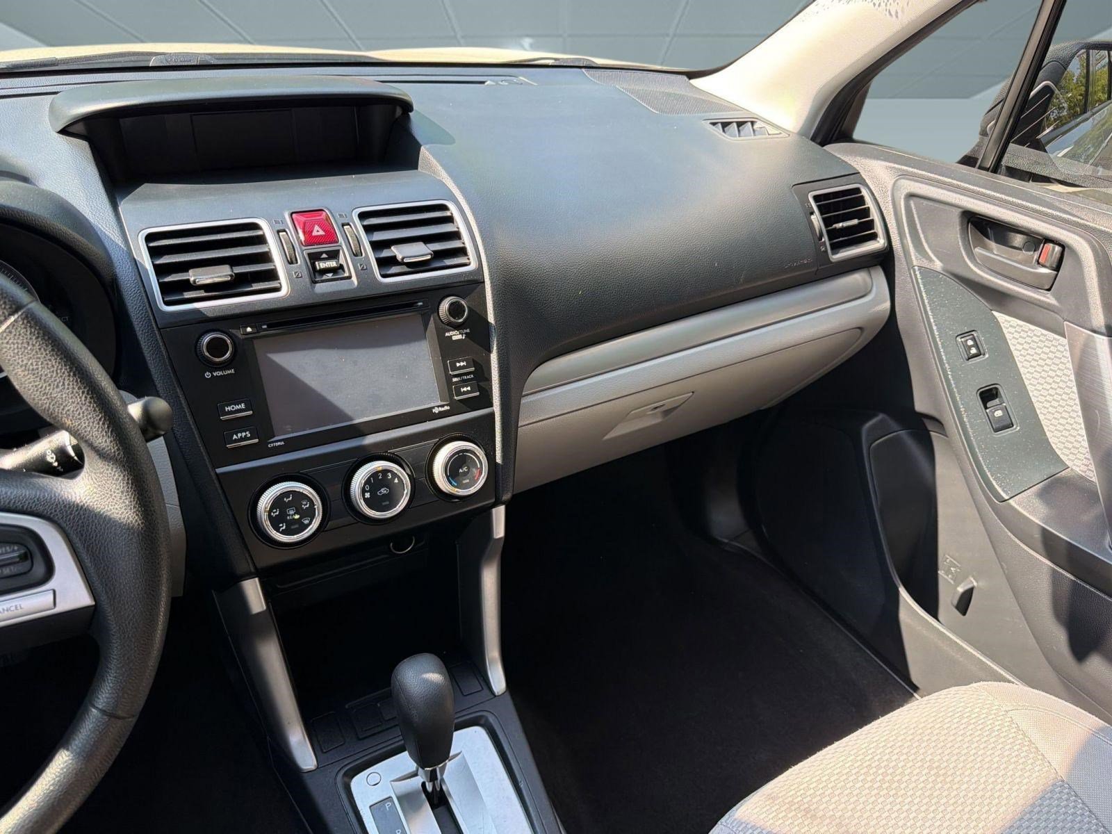 Used 2018 Subaru Forester 2.5i AWD/4WD image 26