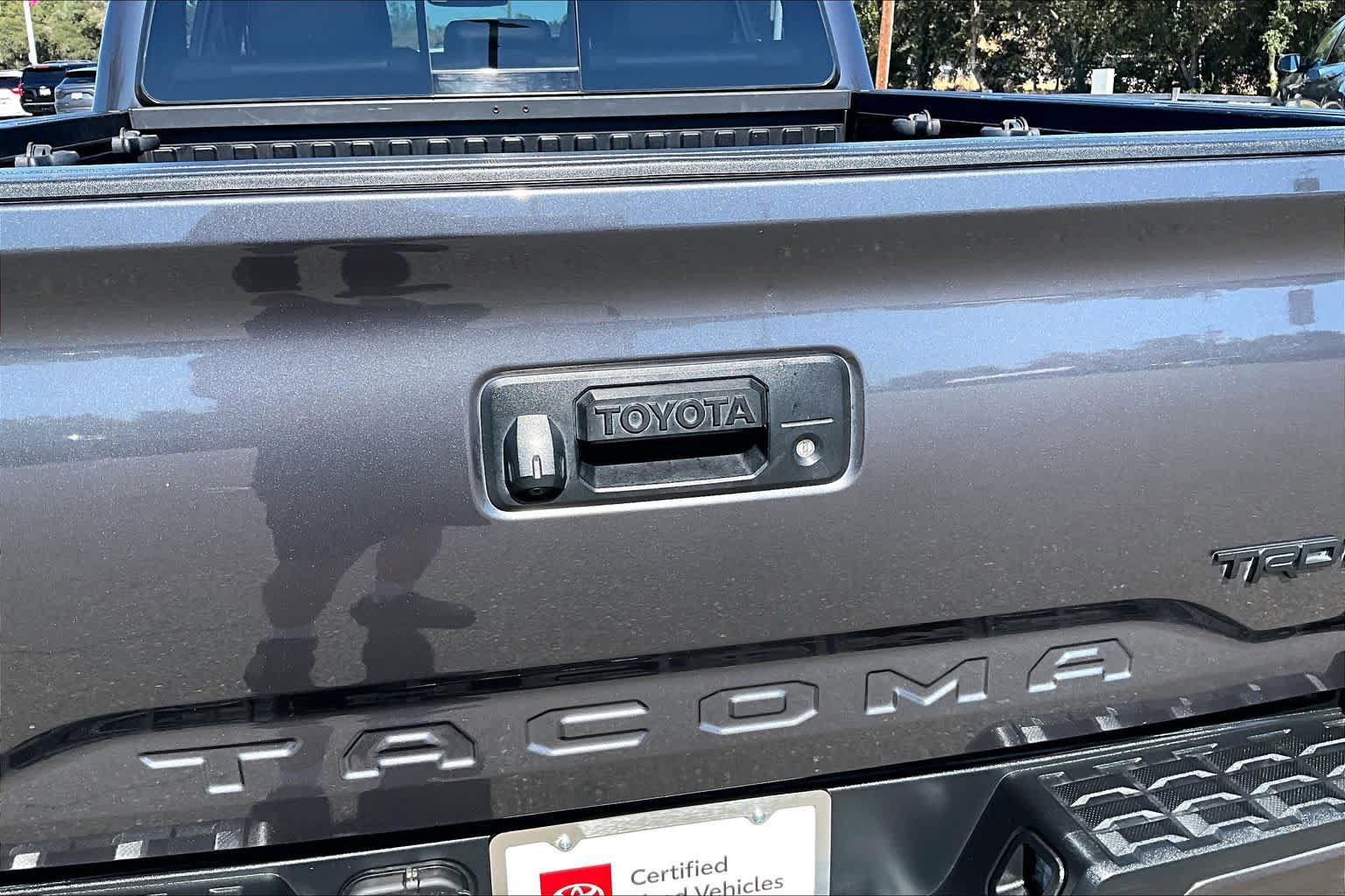 Certified 2022 Toyota Tacoma TRD Pro AWD/4WD image 30