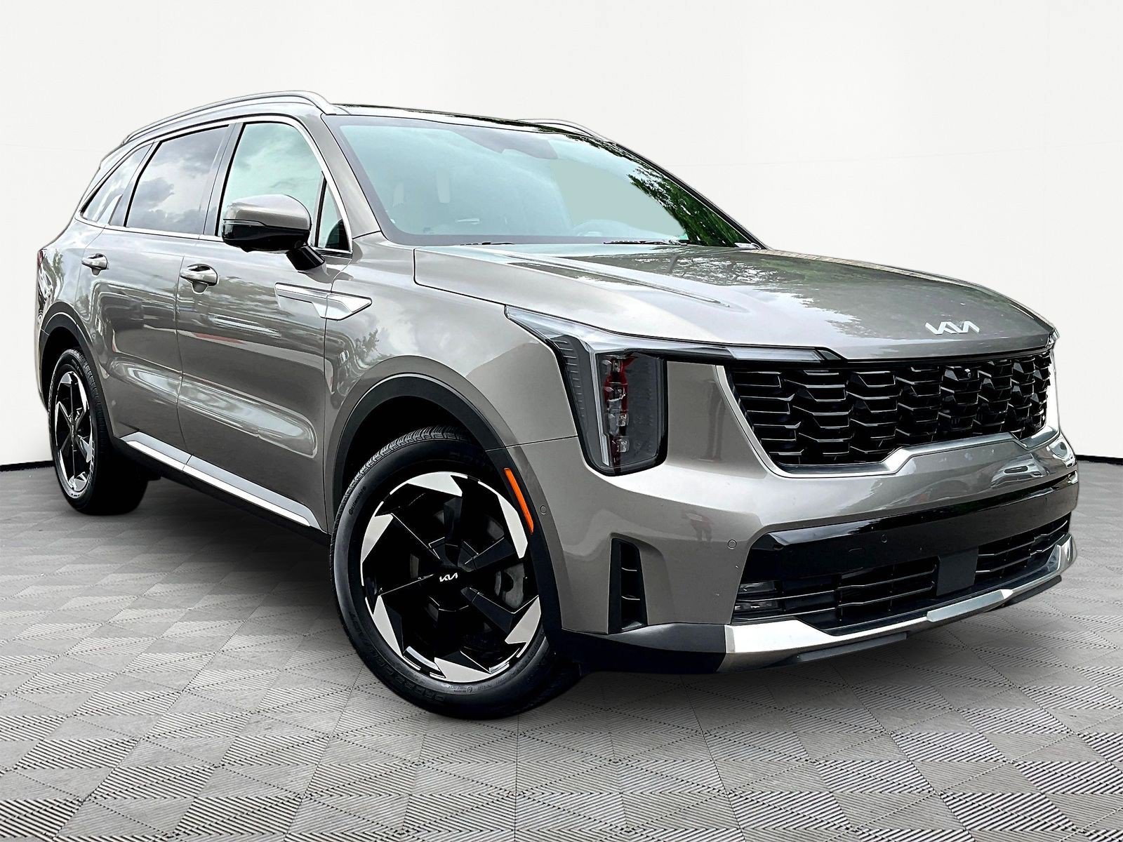 Certified 2025 Kia Sorento SX Prestige AWD/4WD image 3