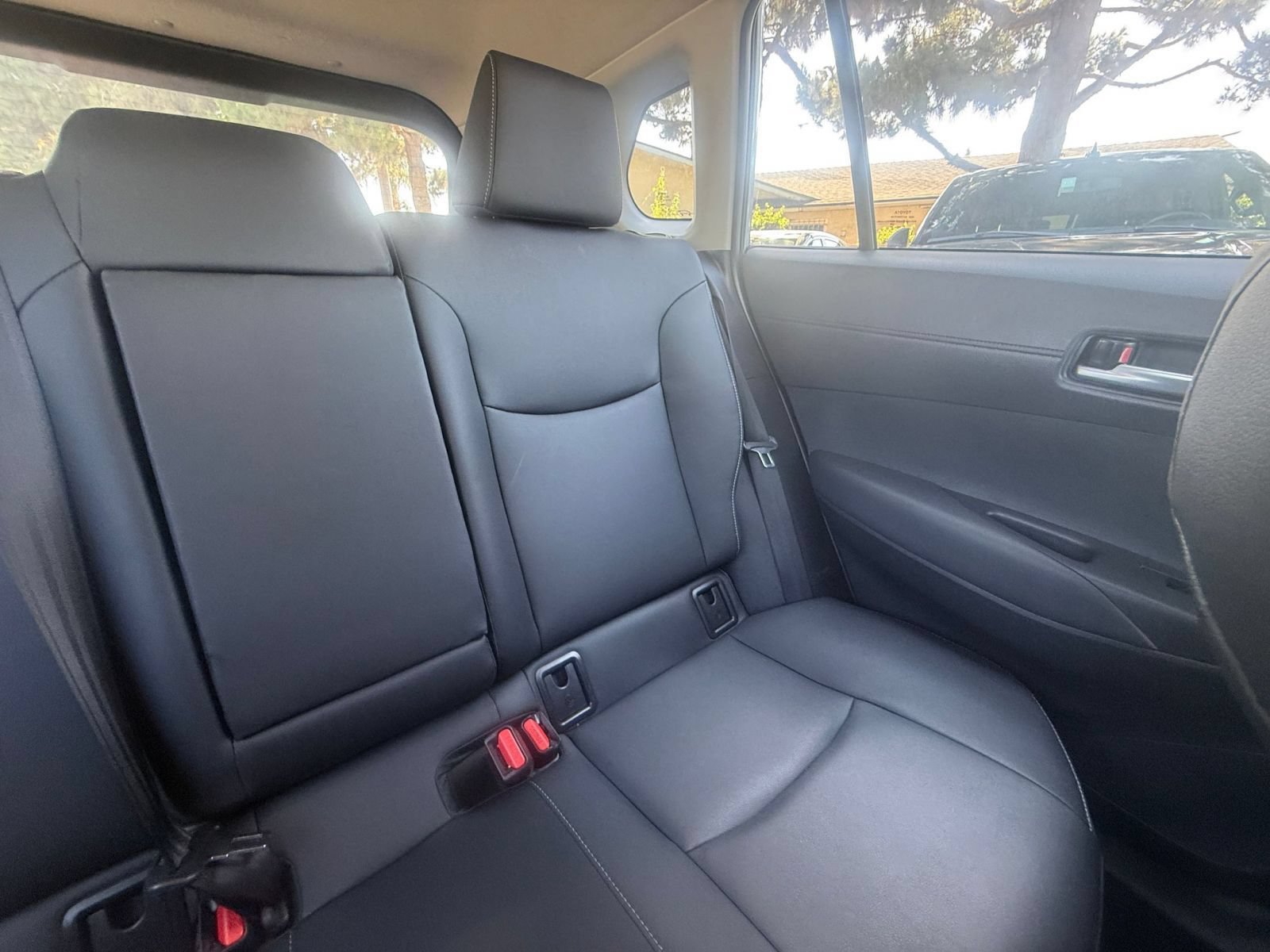 Used 2026 Toyota Corolla Cross XLE FWD image 33