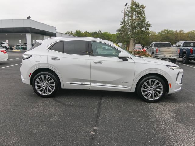 Used 2024 Buick Envision Avenir image 11