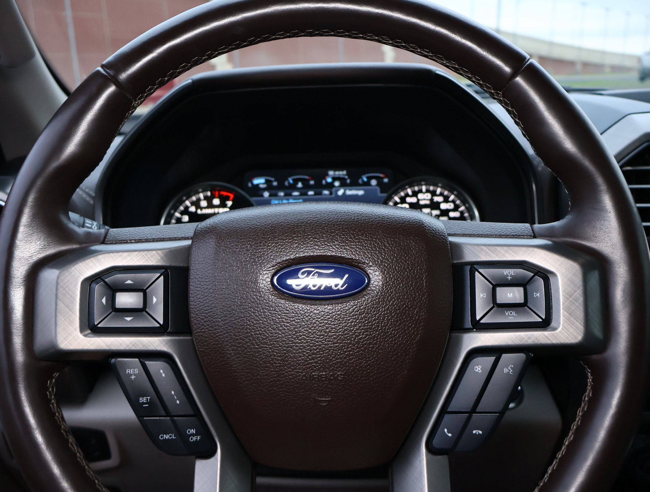 Used 2019 Ford F150 Limited w/ Trailer Tow Package image 14