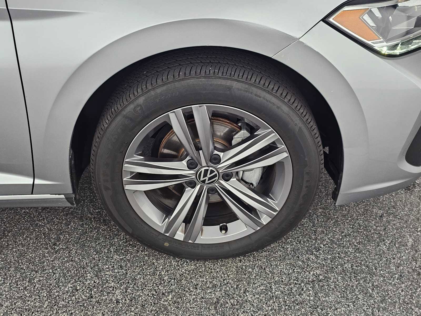 Used 2022 Volkswagen Jetta SE image 9