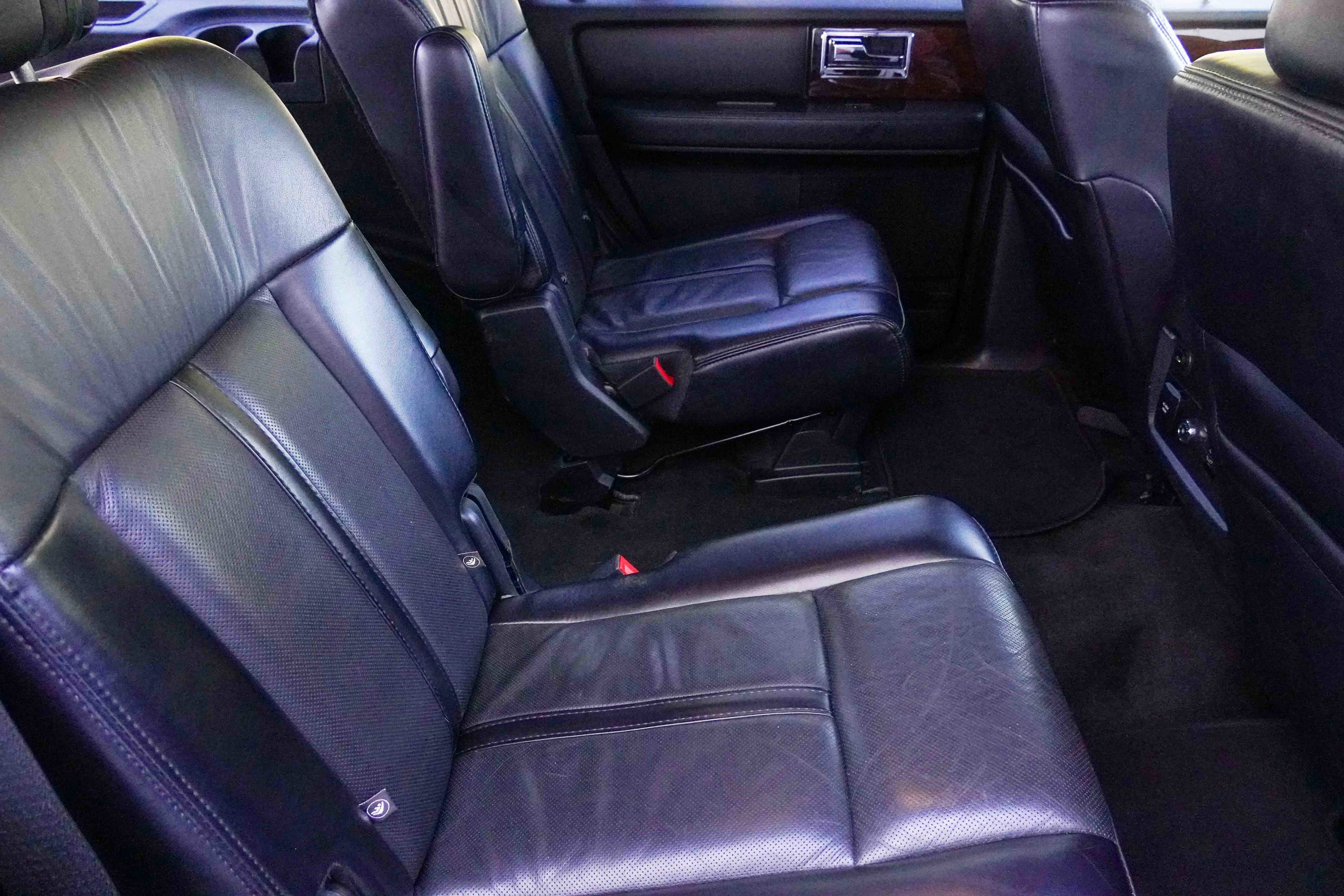 Used 2017 Lincoln Navigator Select image 35