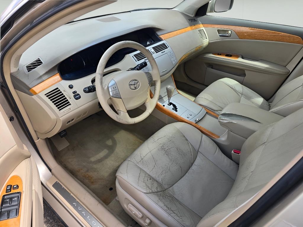Used 2007 Toyota Avalon XLS image 28