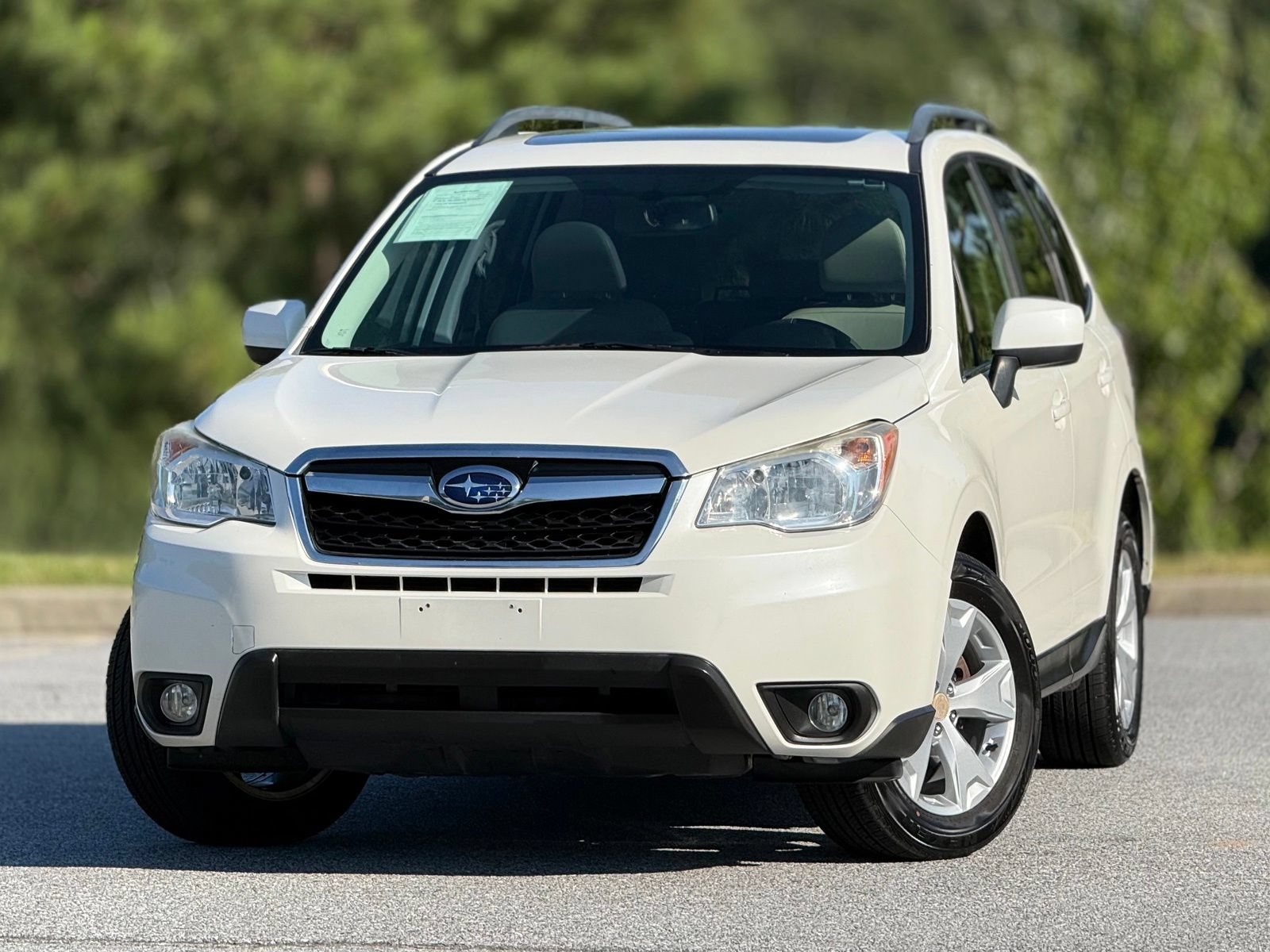 Used 2015 Subaru Forester 2.5i Limited AWD/4WD image 2