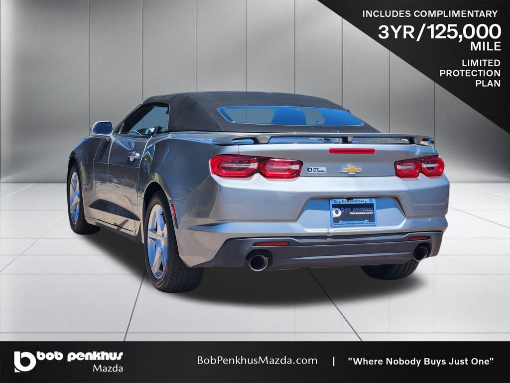 Used 2023 Chevrolet Camaro LT RWD image 27