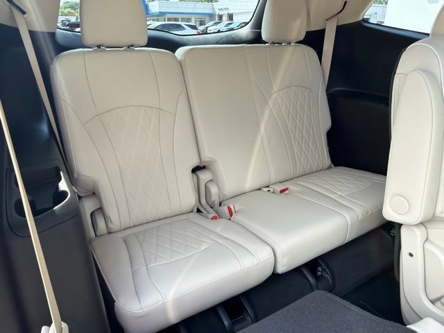 Certified 2024 Buick Enclave Avenir w/ Avenir Technology Package FWD image 23
