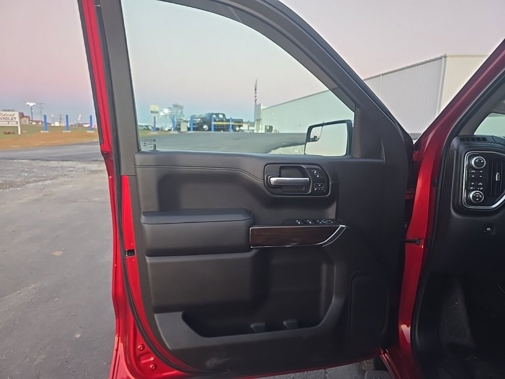 Used 2019 GMC Sierra 1500 SLT w/ X31 Off-Road Package image 12