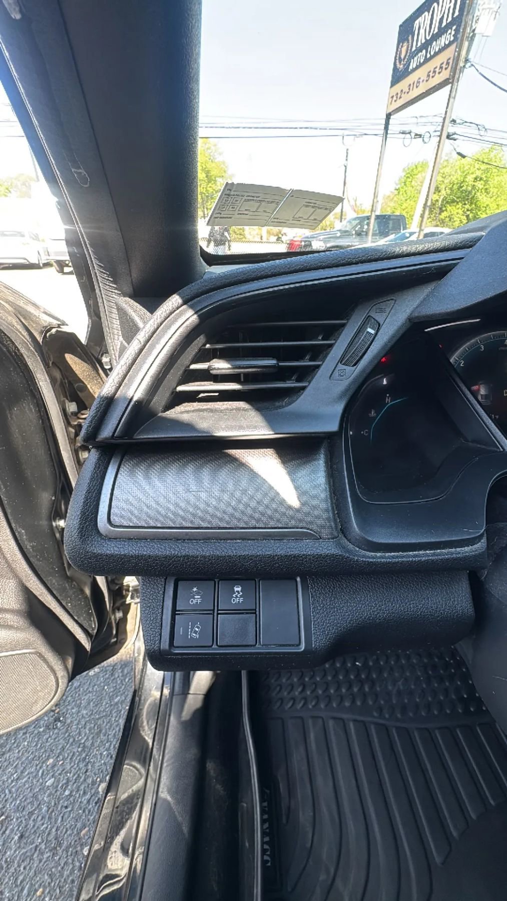 Used 2019 Honda Civic LX image 11