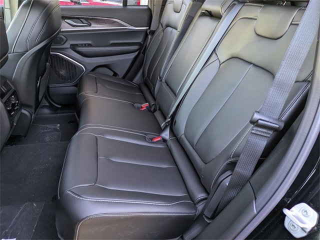 New 2026 Jeep Grand Cherokee Limited image 23