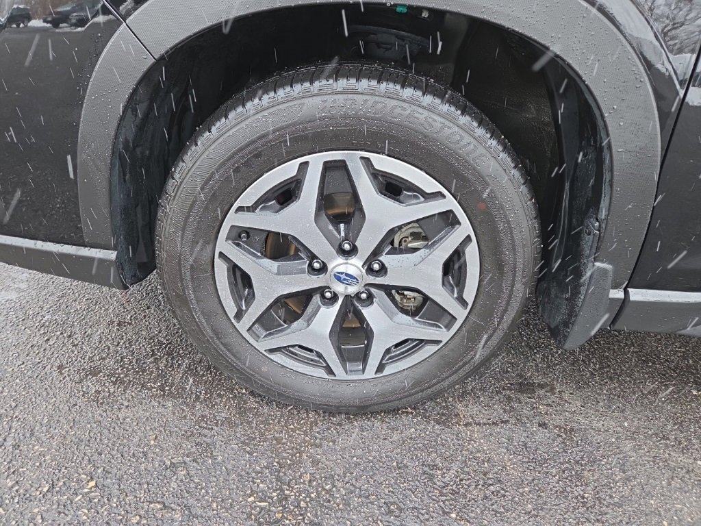 Certified 2023 Subaru Forester Premium image 22