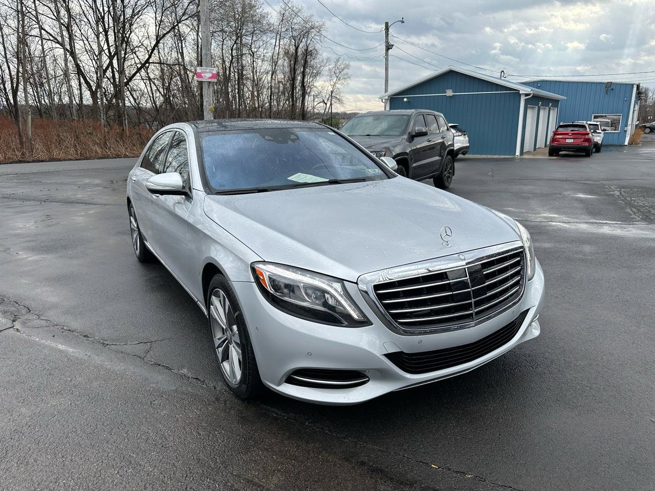 Used 2015 Mercedes-Benz S 550 4MATIC Sedan image 3