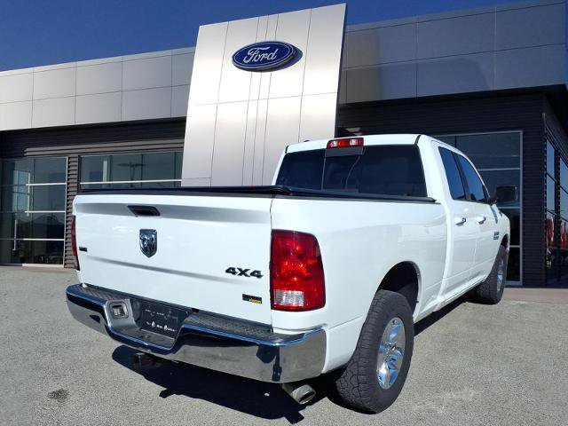 Used 2018 RAM 1500 Classic SLT image 2