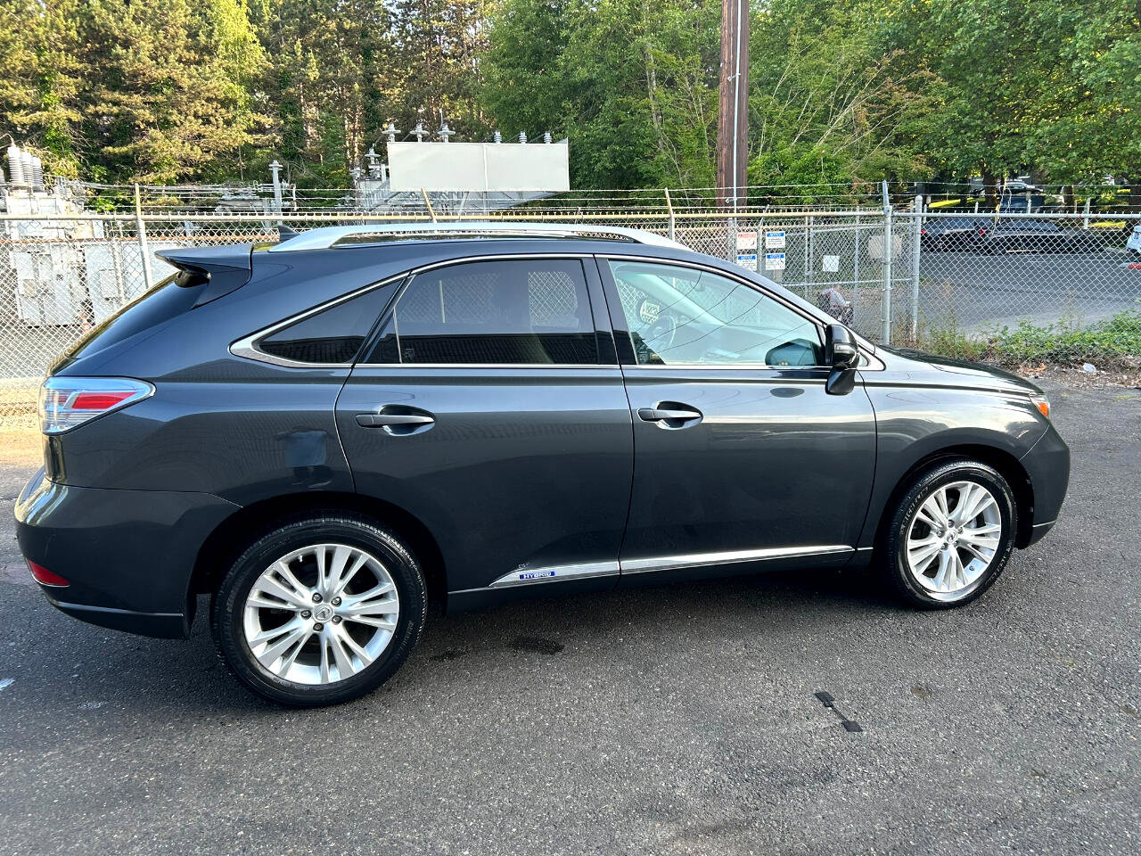 Used 2010 Lexus RX 450h AWD image 4