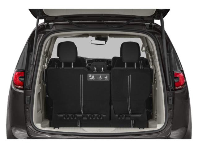 Certified 2023 Chrysler Pacifica Limited AWD/4WD image 11