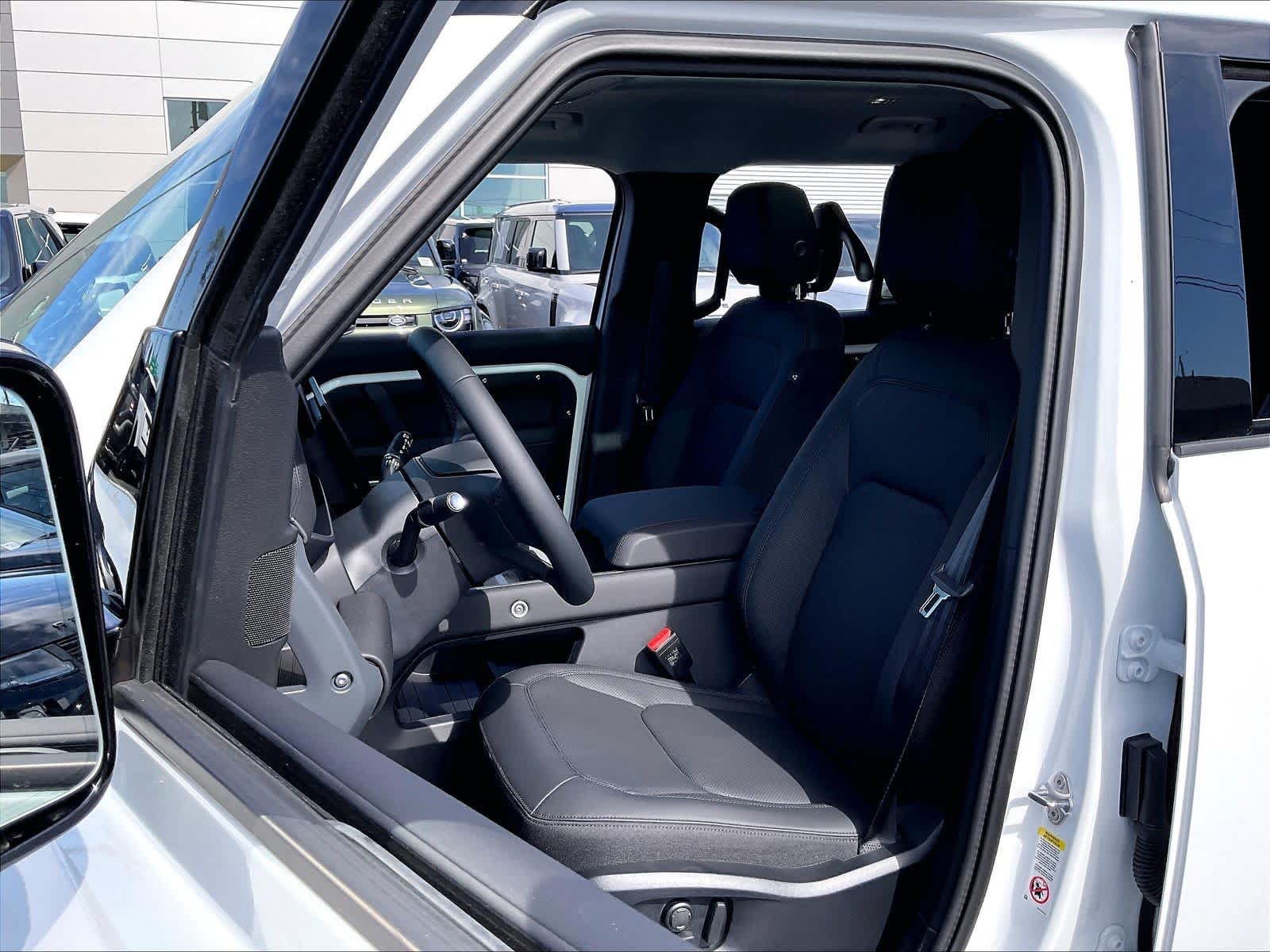 New 2026 Land Rover Defender 110 S AWD/4WD image 11