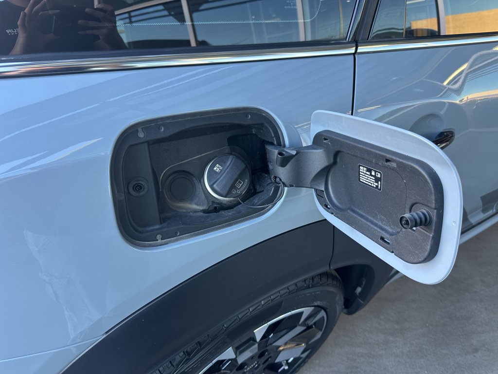 Used 2023 MINI Cooper Countryman S w/ Mini Untamed Edition image 33