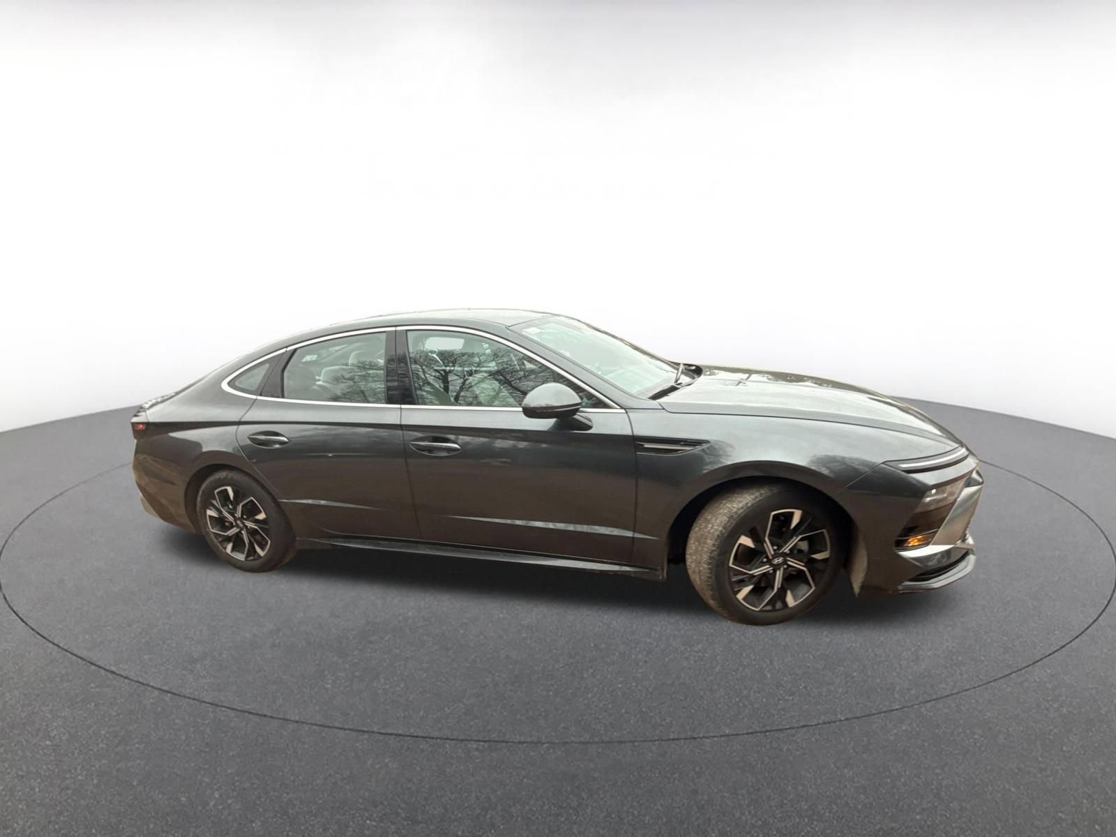 Used 2025 Hyundai Sonata SEL image 4