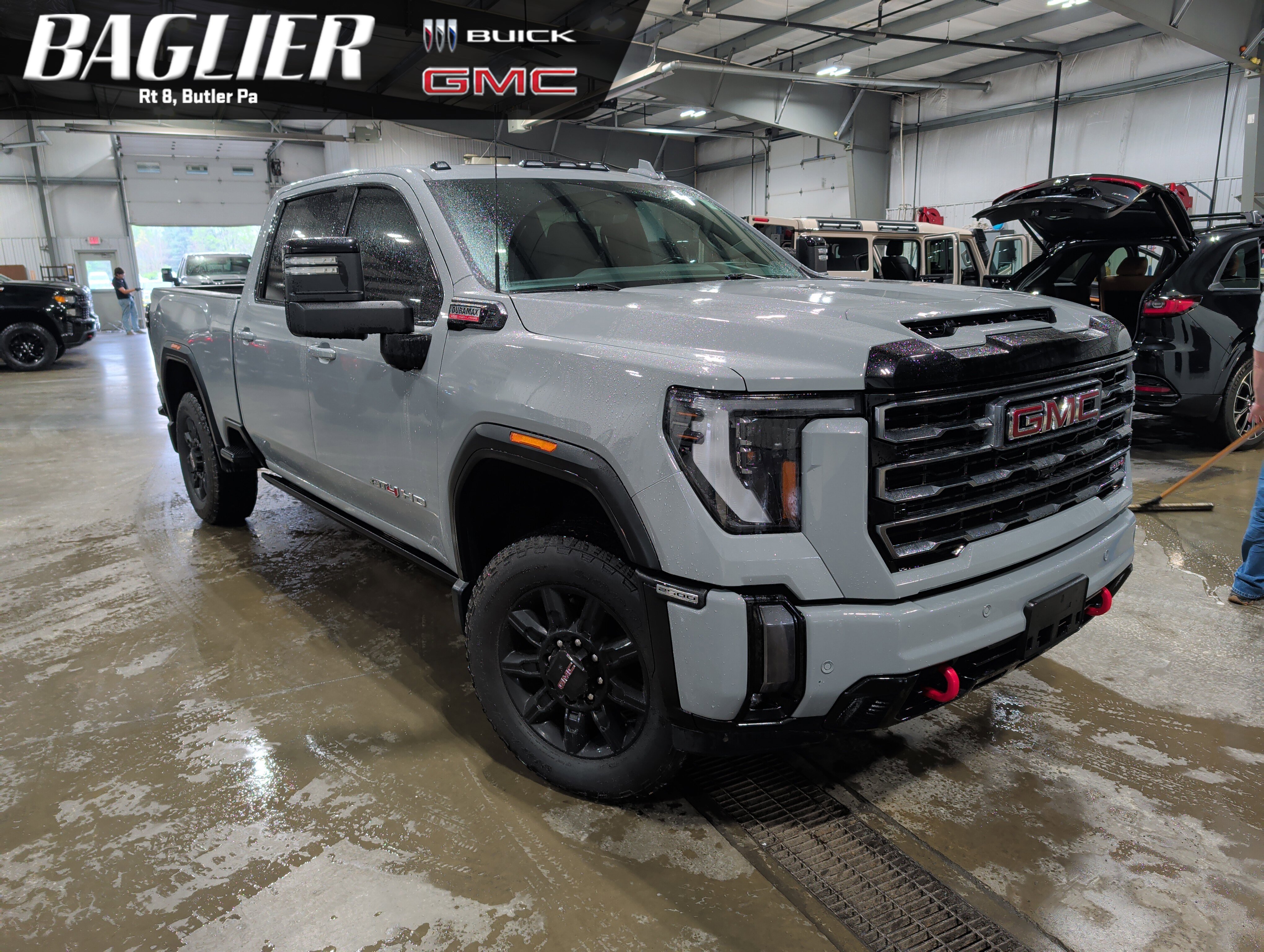 Used 2024 GMC Sierra 2500 AT4 w/ AT4 Premium Plus Package AWD/4WD image 1