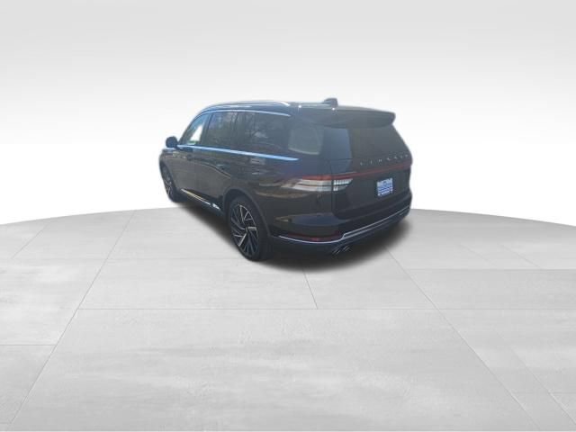 New 2026 Lincoln Aviator Reserve image 4