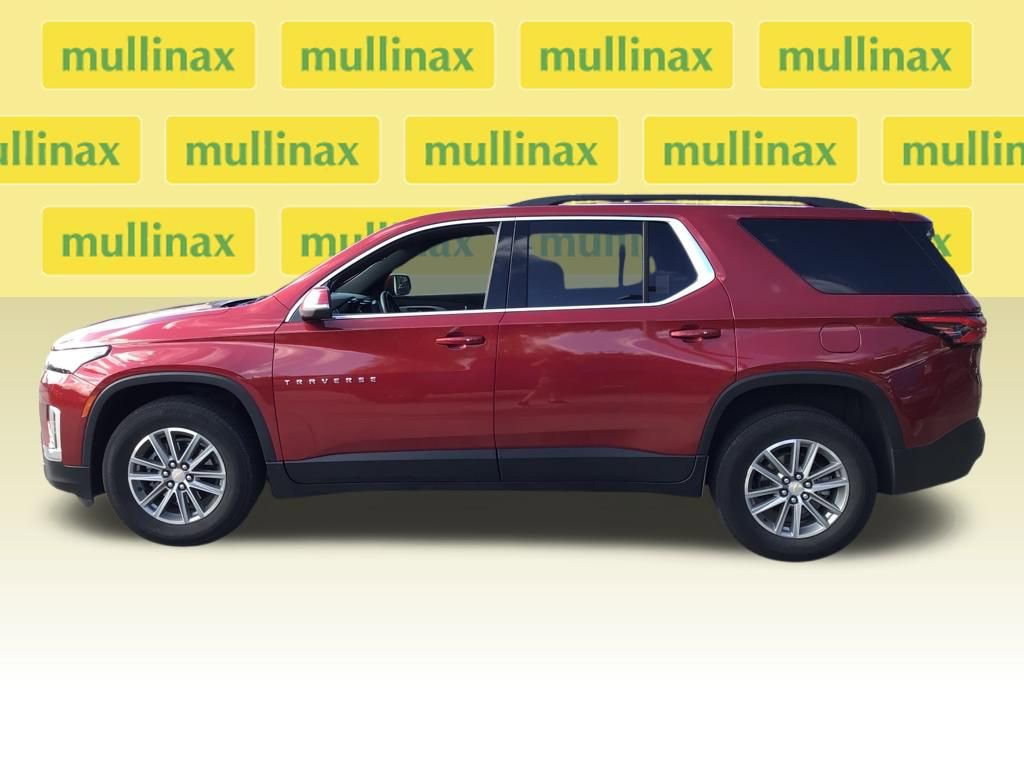 Used 2023 Chevrolet Traverse LT image 10