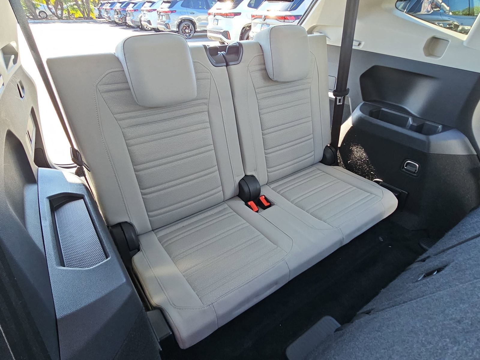 Used 2024 Volkswagen Tiguan S image 12