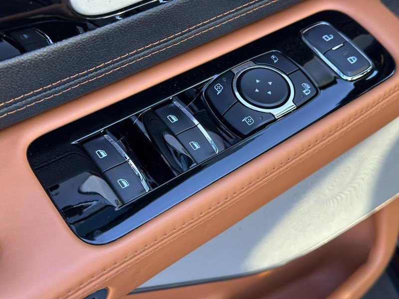 Certified 2023 Lincoln Aviator Black Label w/ Jet Package image 22