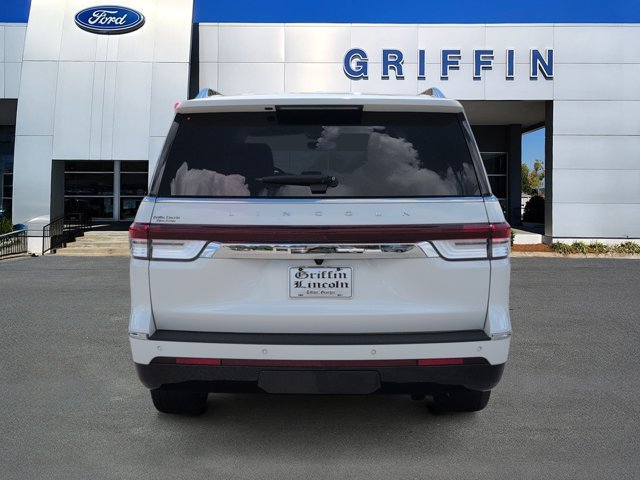 Used 2023 Lincoln Navigator Reserve RWD image 8