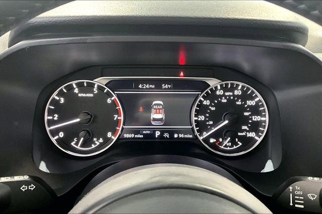Used 2024 Nissan Rogue SV w/ SV Premium Package AWD/4WD image 13
