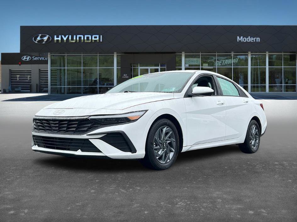 Certified 2024 Hyundai Elantra SEL