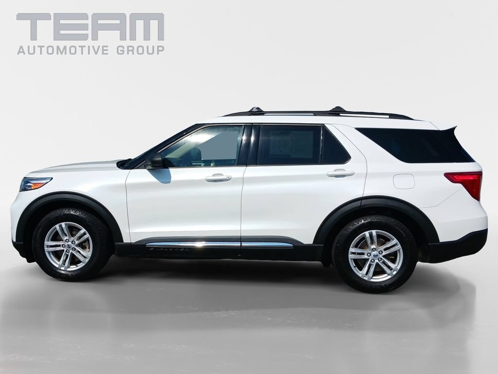 Used 2021 Ford Explorer XLT w/ Equipment Group 202A RWD image 4