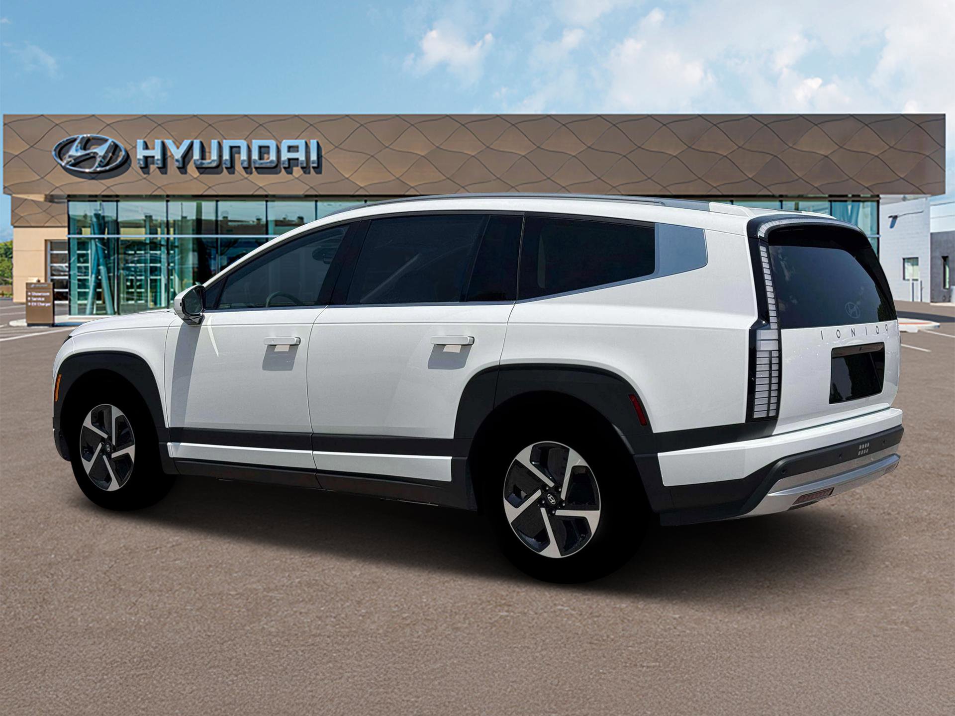 New 2026 Hyundai Ioniq 9 S image 4