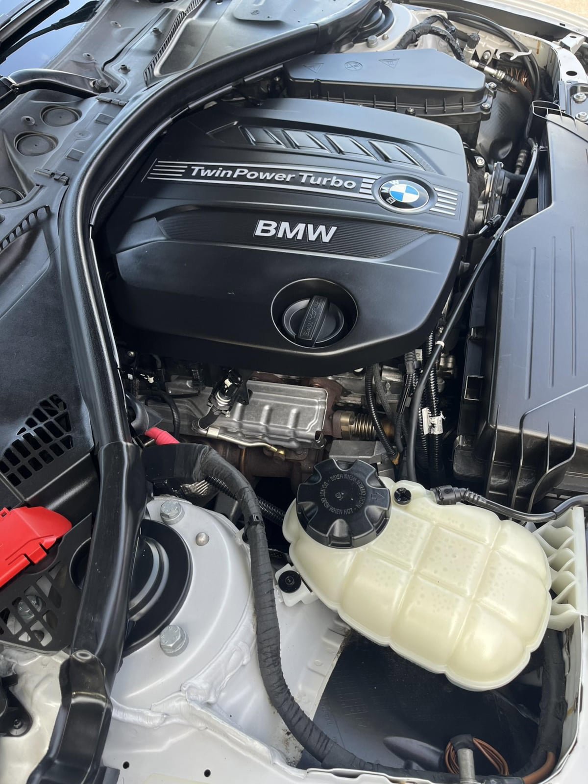 Used 2014 BMW 328d xDrive Sedan AWD/4WD image 11