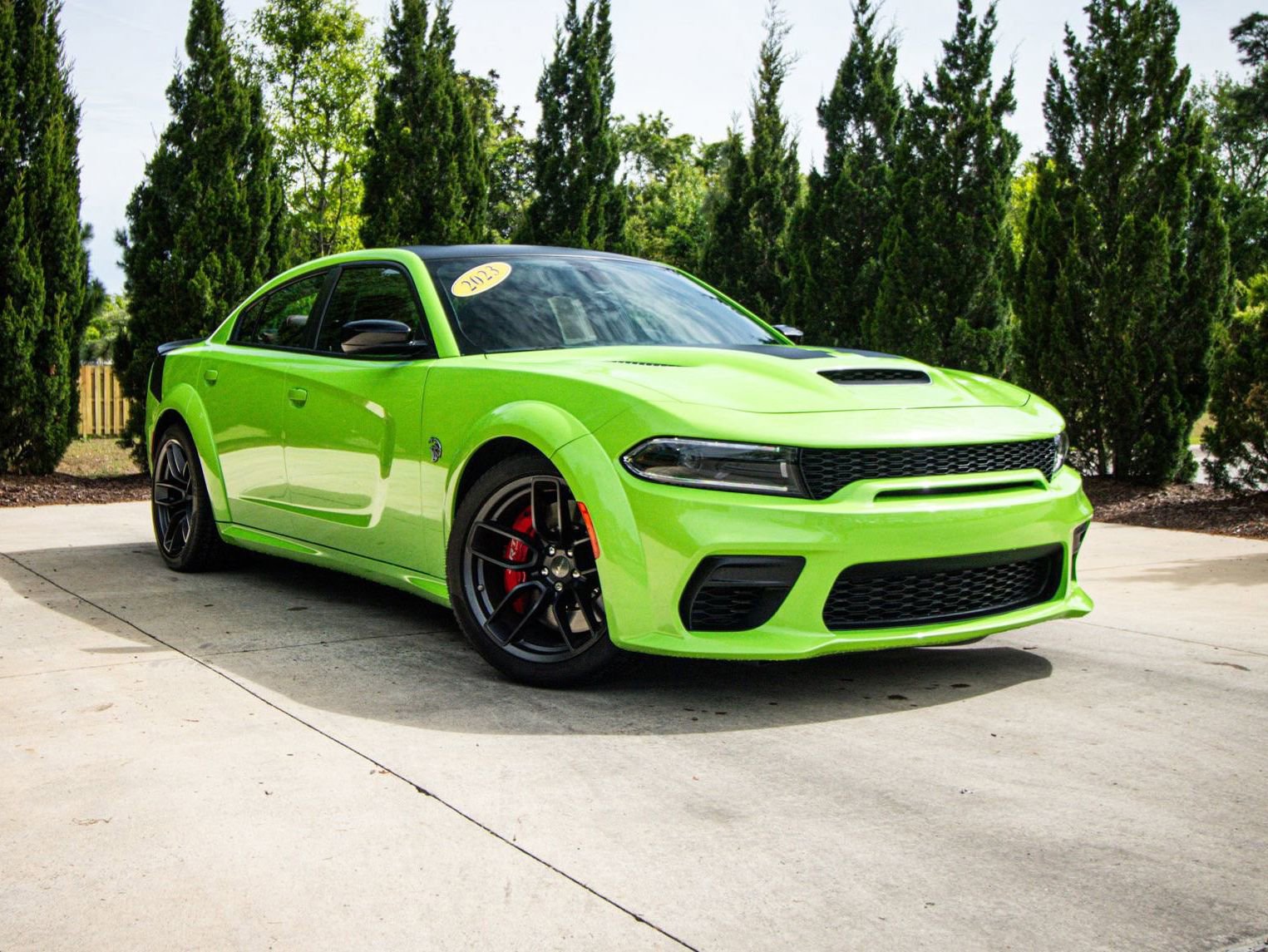 Used 2023 Dodge Charger SRT Hellcat w/ Harman/Kardon Audio Group RWD video 2
