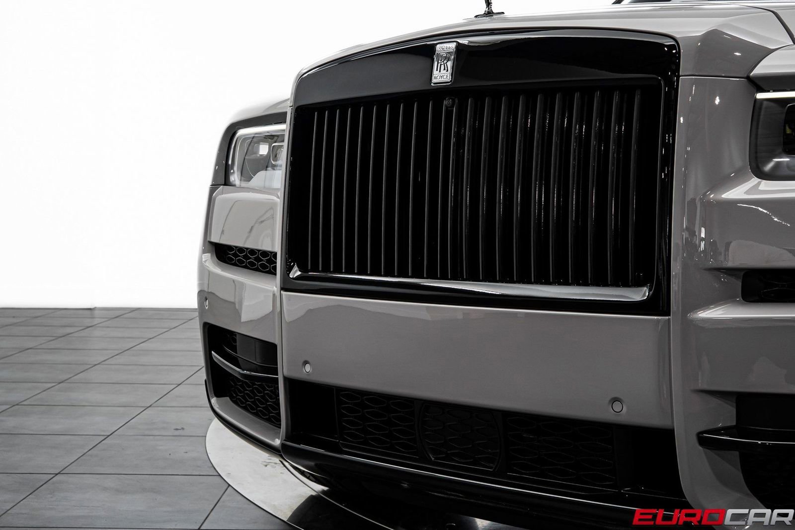 Used 2024 Rolls-Royce Cullinan AWD/4WD image 13