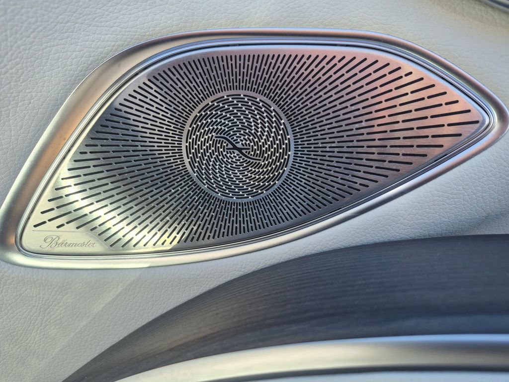 Used 2023 Mercedes-Benz EQS 580 4MATIC SUV image 29