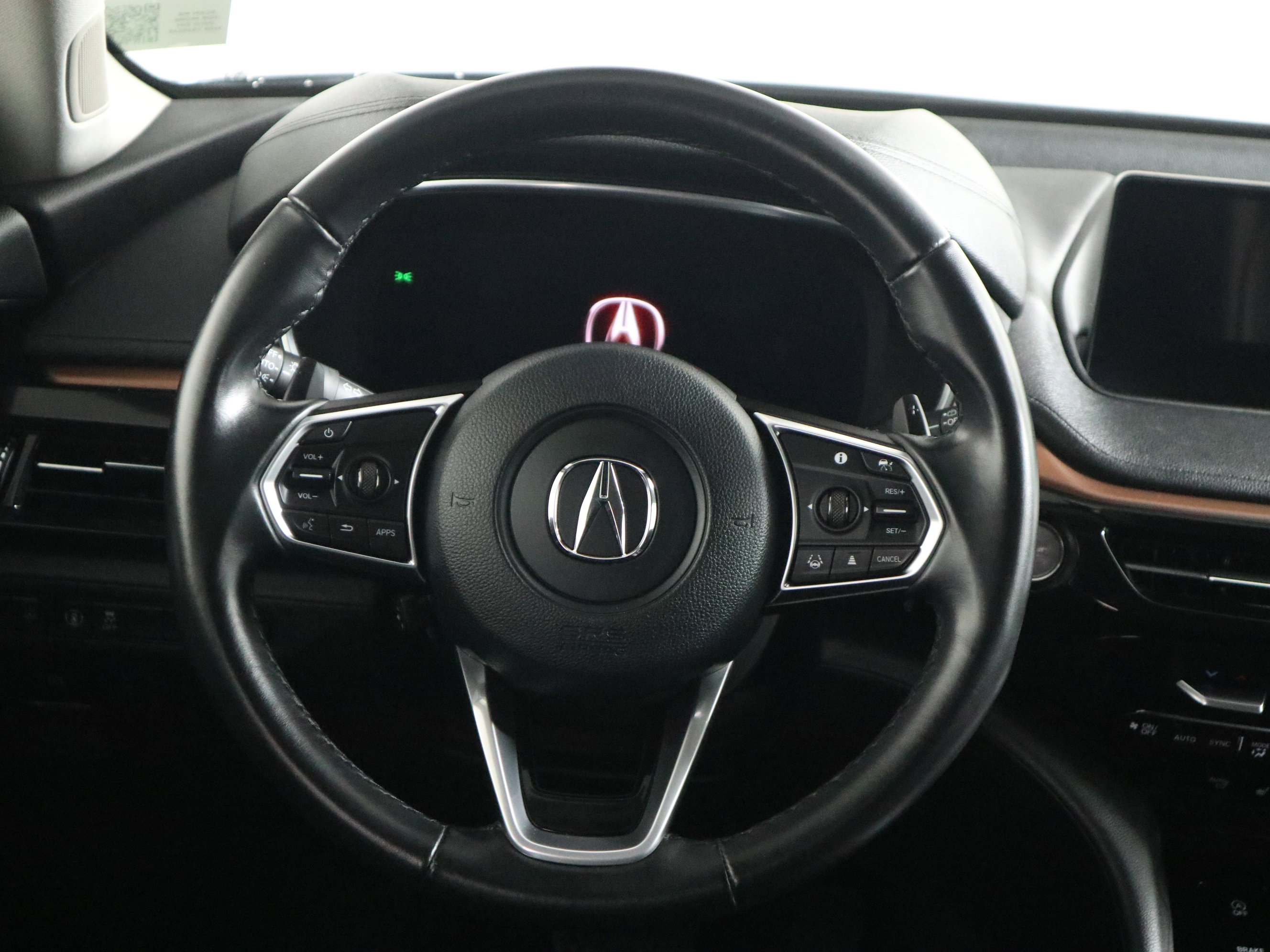 Used 2022 Acura MDX SH-AWD image 16