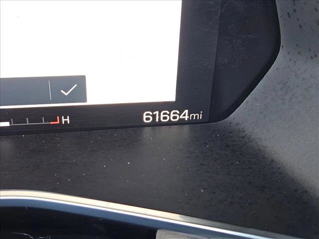 Used 2023 GMC Canyon Denali image 11