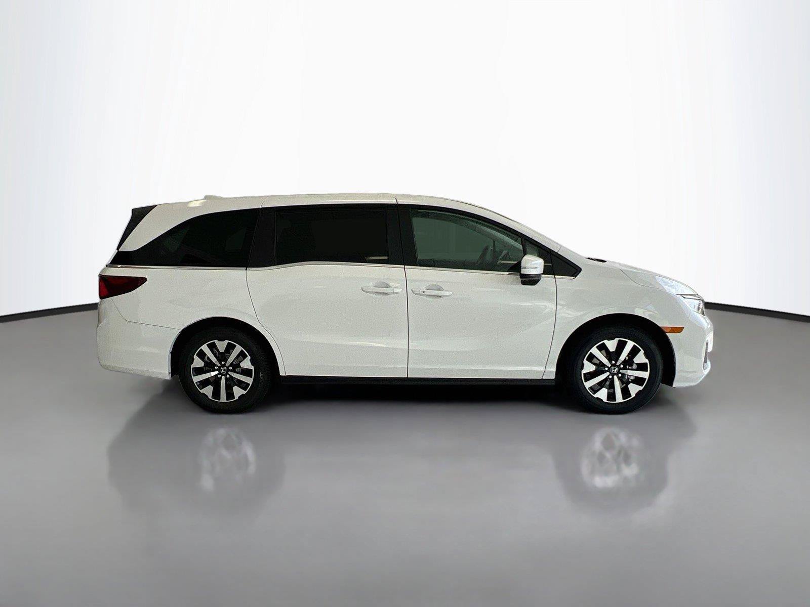 New 2026 Honda Odyssey EX-L image 16