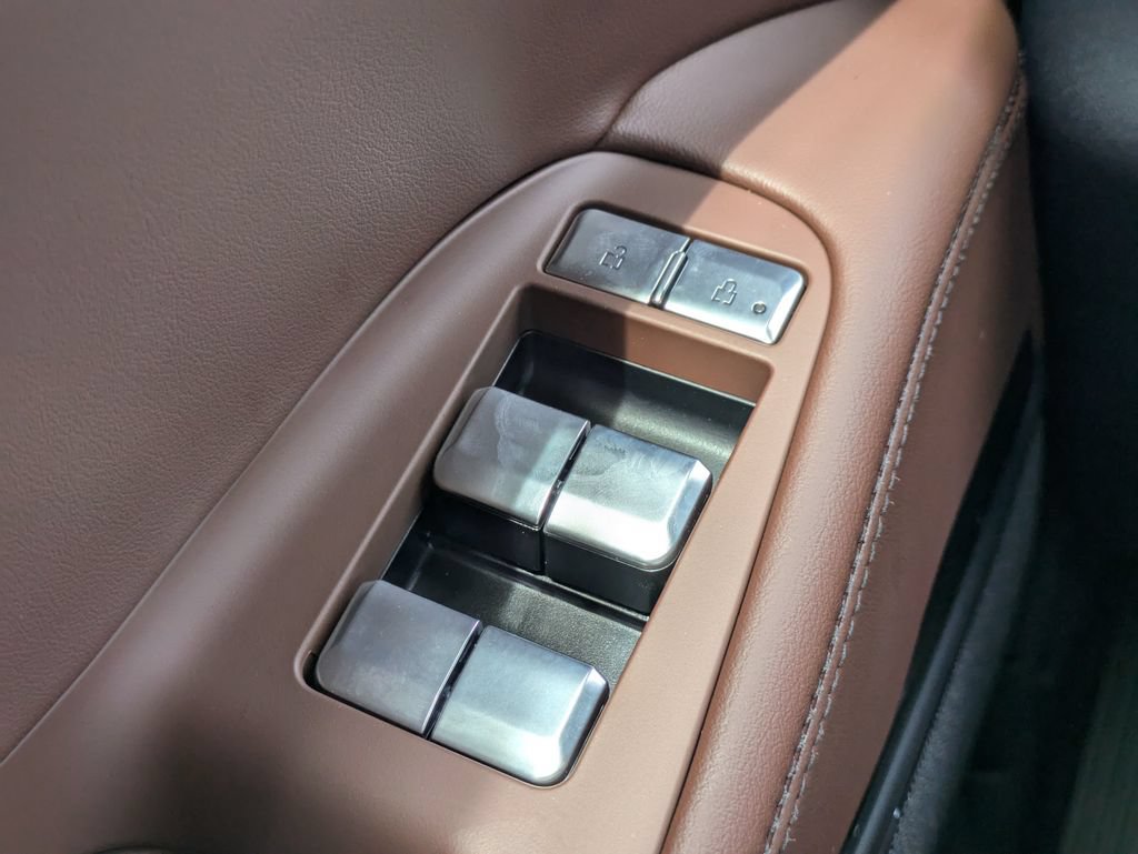 New 2027 Lincoln Navigator Reserve AWD/4WD image 27