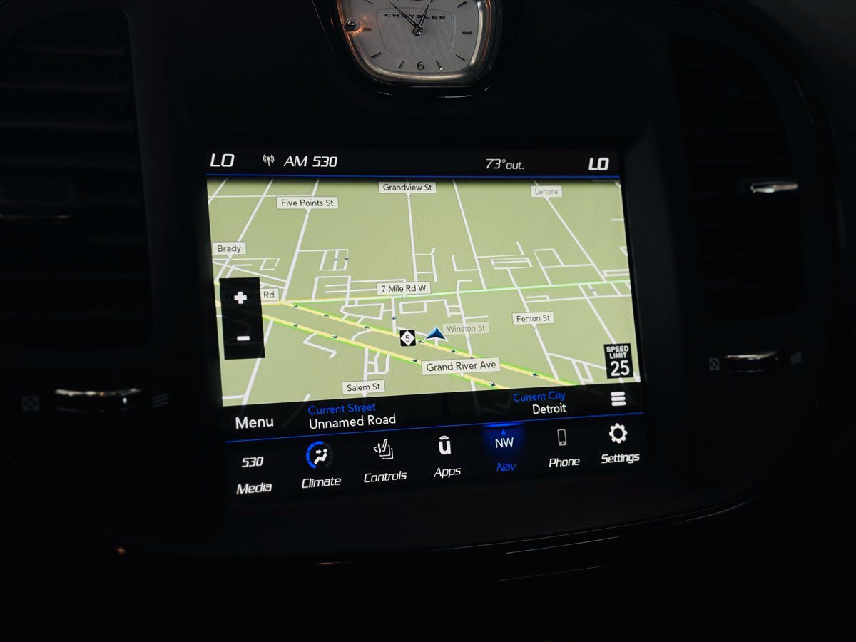 Used 2023 Chrysler 300 C RWD image 64