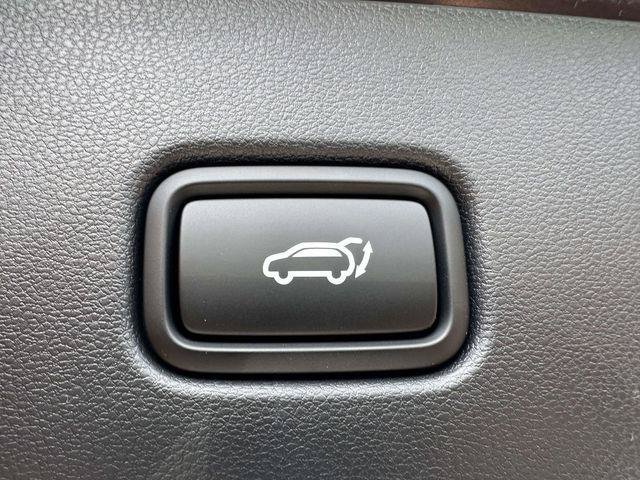 Certified 2024 Hyundai Tucson Limited AWD/4WD image 13