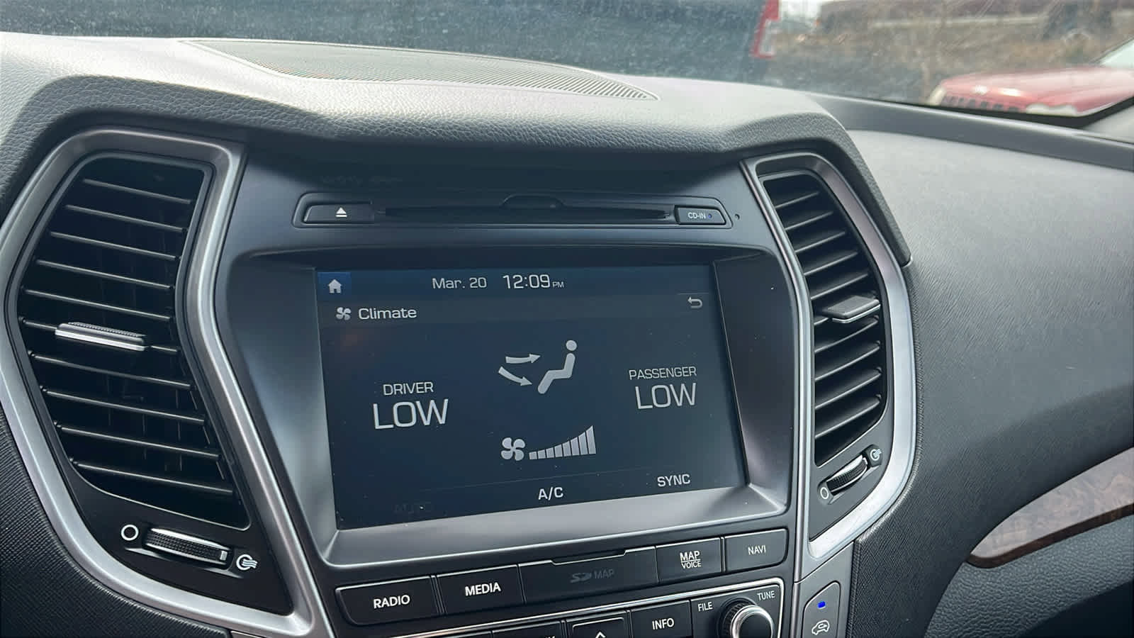 Used 2017 Hyundai Santa Fe AWD w/ SE Ultimate Tech Package 03 image 15