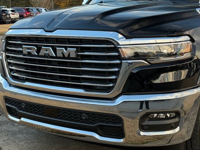 New 2026 RAM 1500 Laramie AWD/4WD image 10