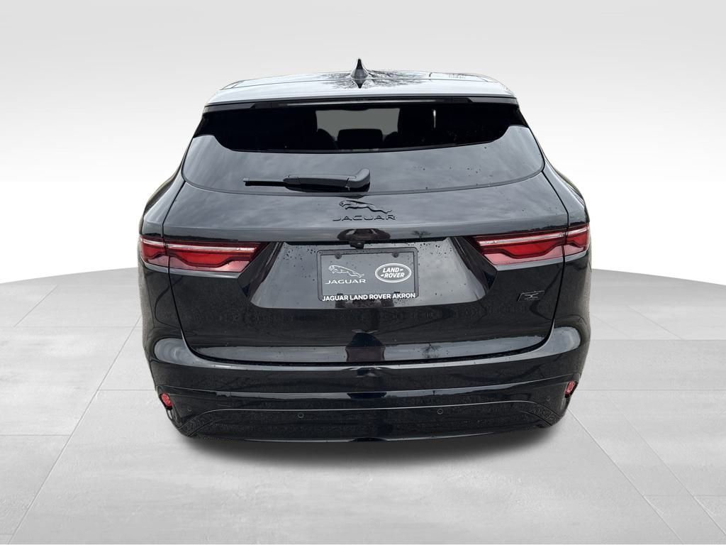 New 2026 Jaguar F-PACE R-Dynamic S AWD/4WD image 9