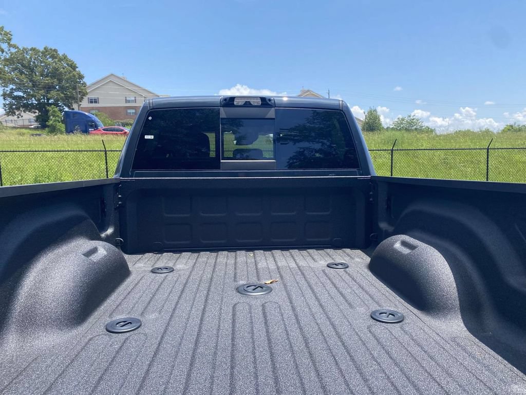 New 2026 RAM 2500 Big Horn AWD/4WD image 9