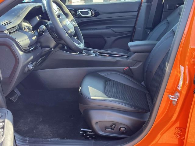 New 2026 Jeep Compass Latitude image 10